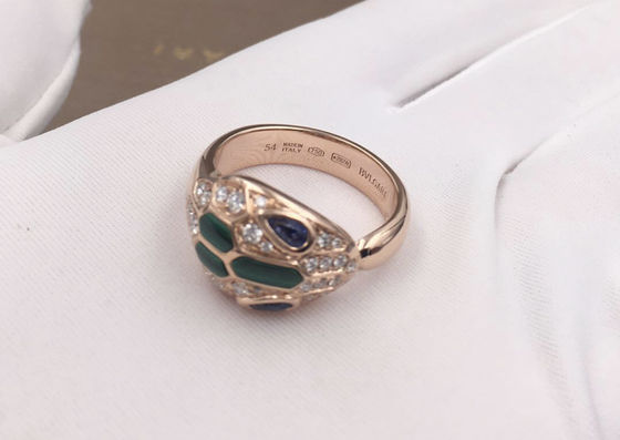 Blue Sapphire Eyes 0.21 Carat 18K Gold Diamond Ring With Malachite