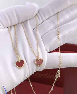 Young Ladies Gifts Heart Shaped 18K Gold Necklace With Carnelian